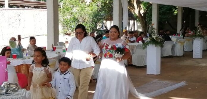 ¡QUÉ VIVAN LAS NOVIAS! Celebran primera boda igualitaria en Yucatán