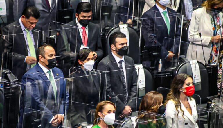 En la bancada del Partido Verde estamos listos para un debate de altura: Laura Fernández