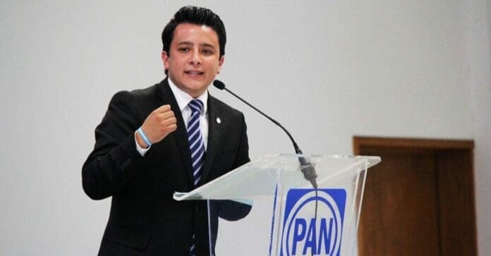 Un diputado panista ha sido acusado de violación por una joven, debido a ello no ha podido rendir protesta a su cargo: conoce la historia