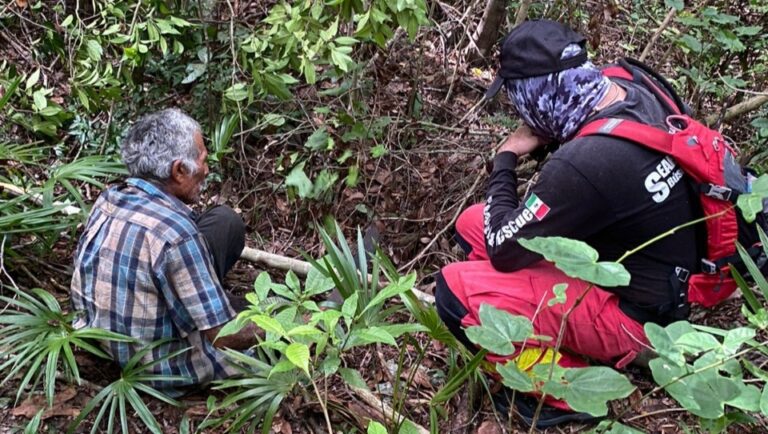 AY APA PUES QUE HACÍAS AHÍ: Rescatan a abuelito perdido en la selva de Cancún