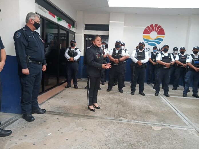 policía turística Cancún