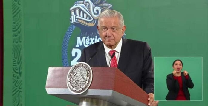 AMLO criticó a la OMS; dijo que el organismo ha sido ineficaz y que no entiende por qué tarda la aprobación de vacunas