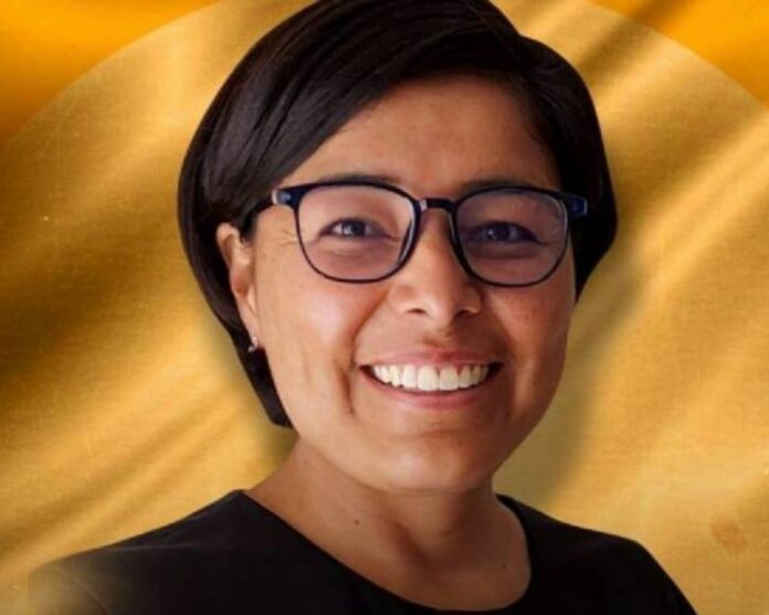 Mexicana se ubica como una de las 10 mejores docentes del mundo y puede ganar hasta 1 mdd