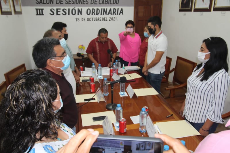 Regreso de Sofía Alcocer genera conato de riña