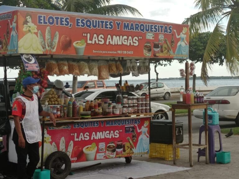 Reubicarán a ambulantes por obras en el bulevar Bahía