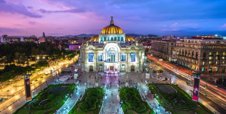 Empresarios y gobierno buscan impulsar turismo de la CDMX desde el exterior