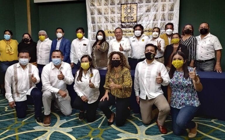 Critica Jesús Zambrano ‘desesperación’ de AMLO al querer sumar a exgobernadores