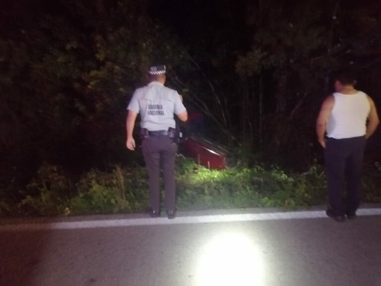Se queda dormido al volante y vuelca en tramo carretero de Felipe Carrillo Puerto