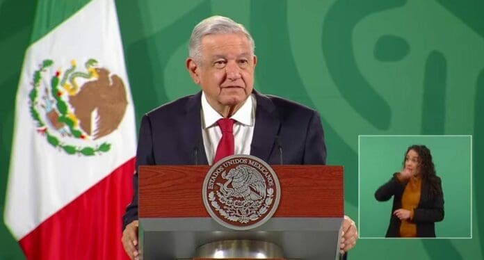 AMLO rechazó este día que estén en negociaciones con el PRI para que les ayude a aprobar la reforma eléctrica