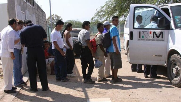 37 migrantes son rescatados por la policía de Veracruz
