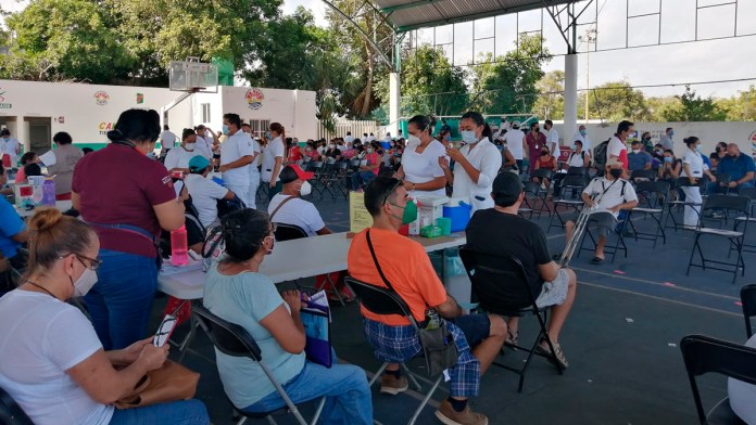 Este lunes inicia jornada de segunda dosis de AstraZeneca en jóvenes en Cancún