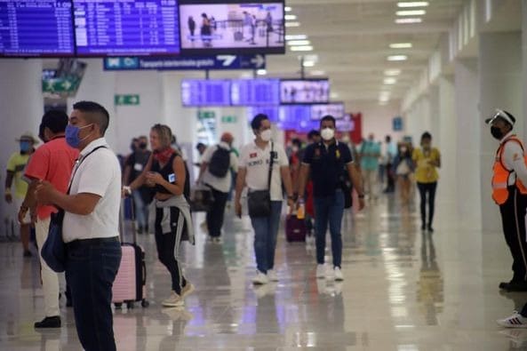 Muy cerca de los 400 vuelos se quedó el Aeropuerto Internacional de Cancún el primer día del mes de octubre