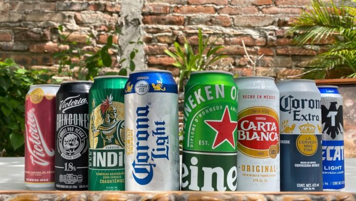 Hombre asalta tienda y solo se lleva cerveza