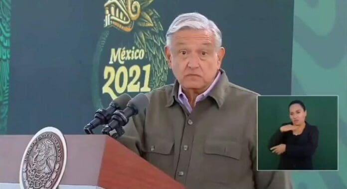 AMLO criticó este día a los medios que presentaron un reportaje sobre Sembrando Vida y donde mencionan a sus hijos. Les llamó mentirosos. Foto: Captura de video
