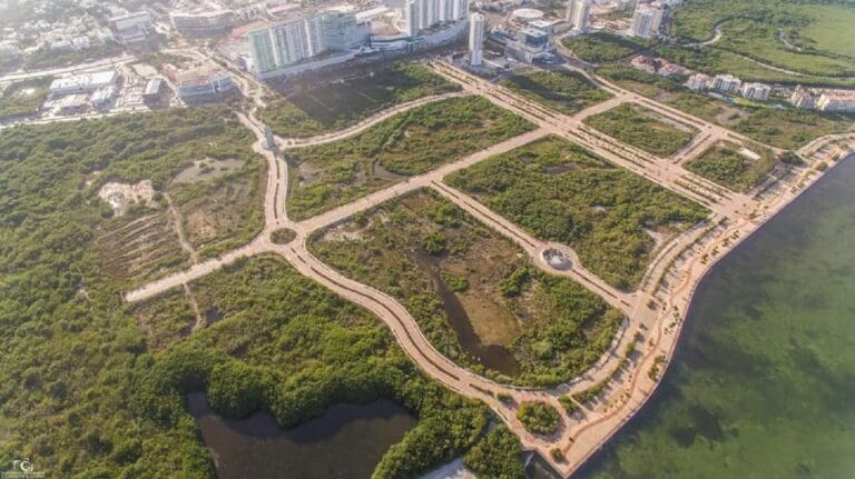 Holbox: acusa hijo de dueño que en perfiles falsos de Faceook rentan su casa en para estafar