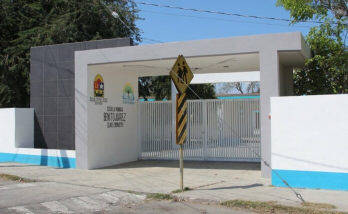 Instalación de alarmas y cámaras en escuelas públicas