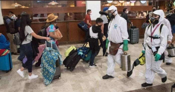 Este es el reporte de casos de Covid-19 en la entidad al corte del este domingo 28 de noviembre del 2021: Ve cifras de contagios e inmunizados. Foto: Sin Embargo.