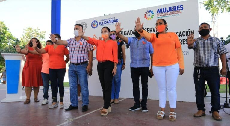 Se acercan servicios y acciones de empoderamiento a mujeres de Solidaridad en el Día Naranja