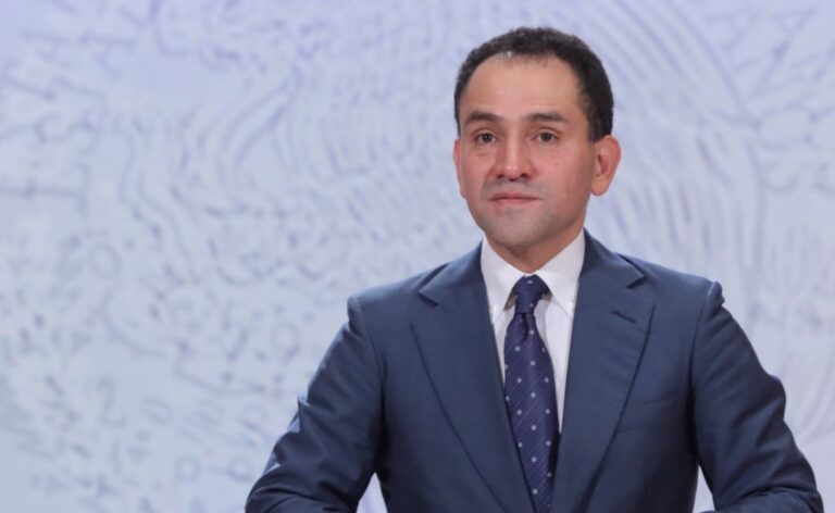 Retirada del Senado propuesta para que Arturo Herrera sea gobernador del Banxico