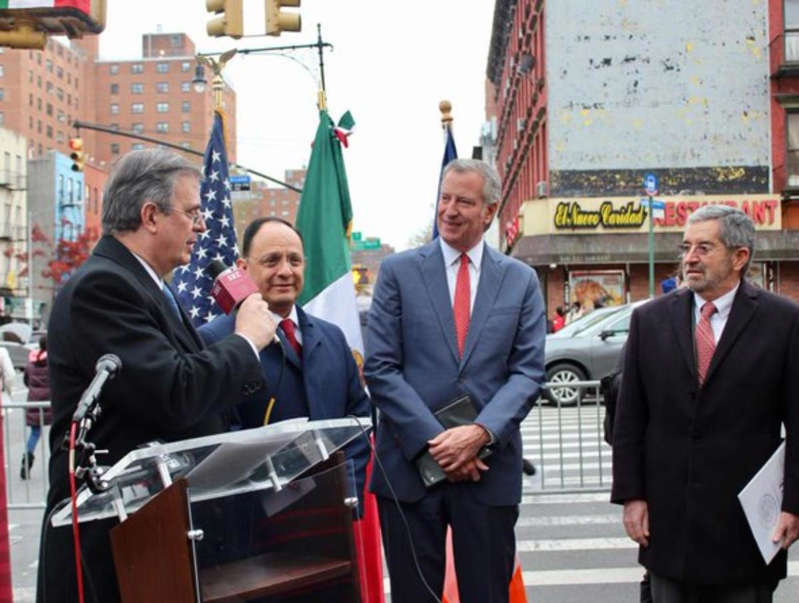 Inauguran calle México-Tenochtitlan en la ciudad de Nueva York, Manhattan