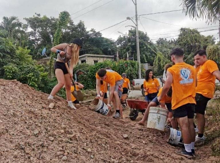 Destaca Blanca Merari Tziu Muñoz labor social de la agrupación Southwestern Advantage