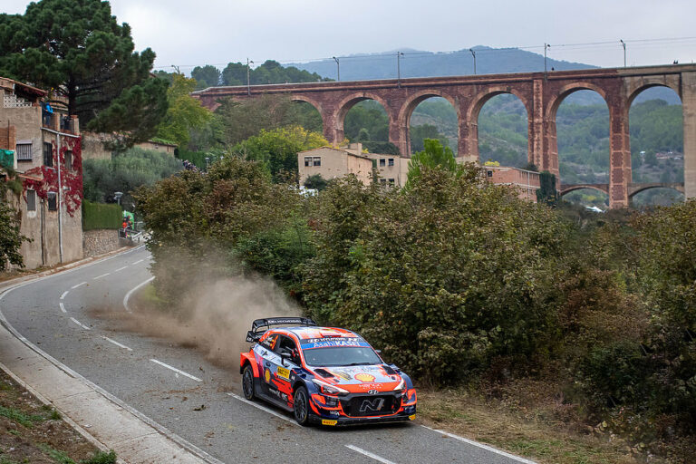 Cierra temporada el Campeonato del Mundo de Rallyes FIA: ganan Ogier, Evans y Sordo