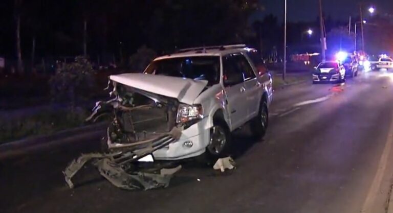 Ladrones se roban una camioneta, pero la chocan tras ser sorprendidos