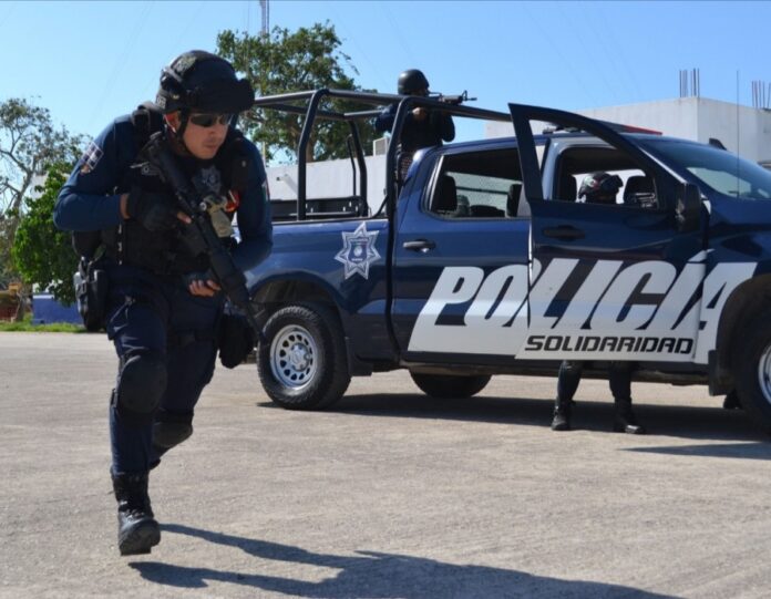 Policía de Solidaridad caen sujetos con sustancias ilícitas