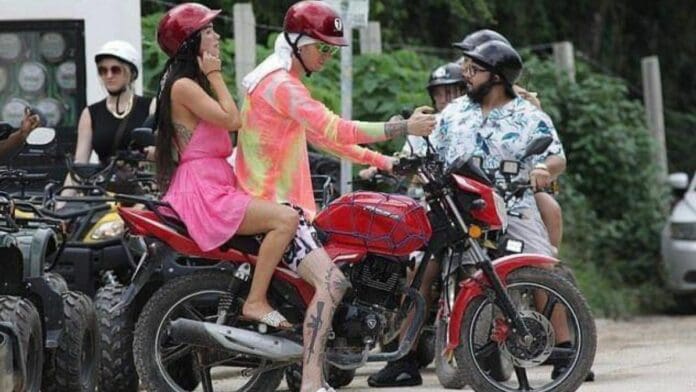 VIRAL Captan a Megan Fox en Tulum