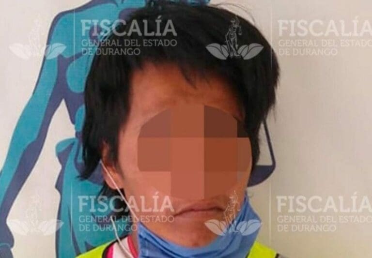 Un sujeto ha sido detenido luego de haber asesinado a su esposa a machetazos; lo peor es que todo lo hizo delante de sus hijos