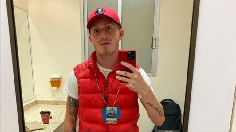 El padre del actor Octavio Ocaña asegura que la policía que robó las pertenencias del actor sería la que le disparó a su hijo