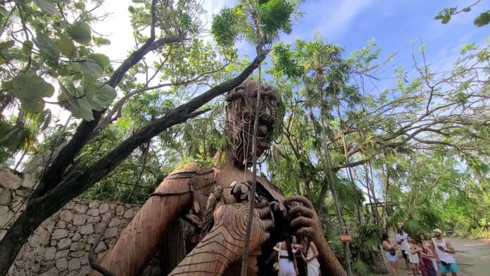 VIDEO: Reabren escultura de Tulum 'Ven a la Luz', acceso cuesta 3 dólares