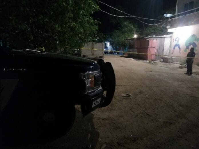 Hombre recibe múltiples balazos en In House