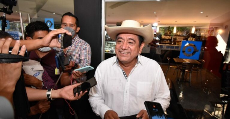 “La que me tumbó, se lo llevó entre las patas”: Félix Salgado celebra la renuncia de Santiago Nieto a la UIF