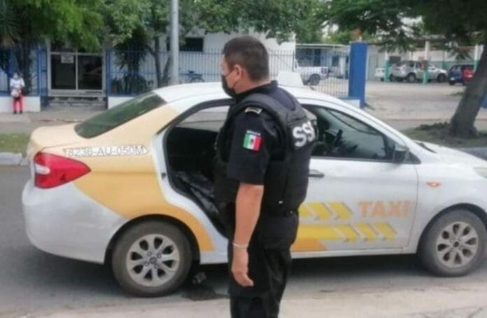 Un nuevo caso de abuso policiaco ha sido denunciado. Es la misma corporación que se sospecha, pudo matar a José Eduardo Ravelo. ¿Qué tal? Foto: Cambio 22
