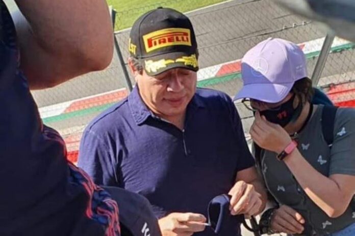 “Doble moral”, “hipócrita”: tundieron a Mario Delgado por asistir al Gran Premio de México de la F1