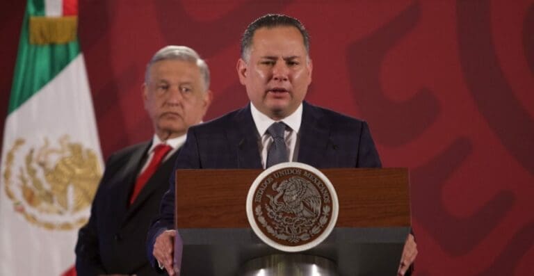 Santiago Nieto renuncia a la UIF: “Mi lealtad es con el presidente