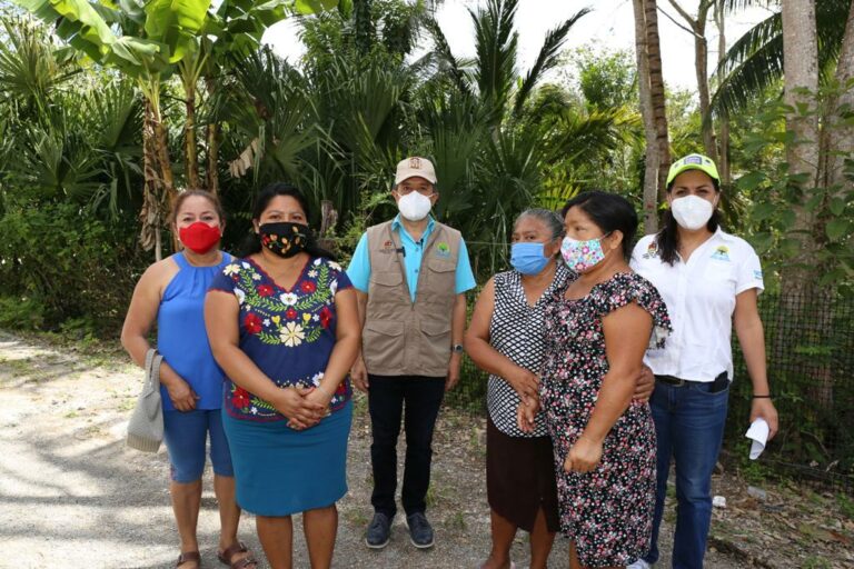 Programas sociales, como Piso Firme y Hambre Cero, contribuyen a disminuir índices de pobreza