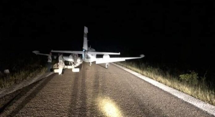 Aterriza avión con droga en Belice, hay ocho detenidos