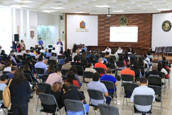 Funcionarios de Solidaridad se capacitan para poder erradicar la violencia contra la mujer en el municipio.