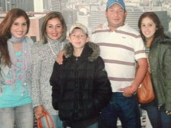 “Asesina ratera”: hermana de Octavio Ocaña acusó a policía por llevarse joya del actor
