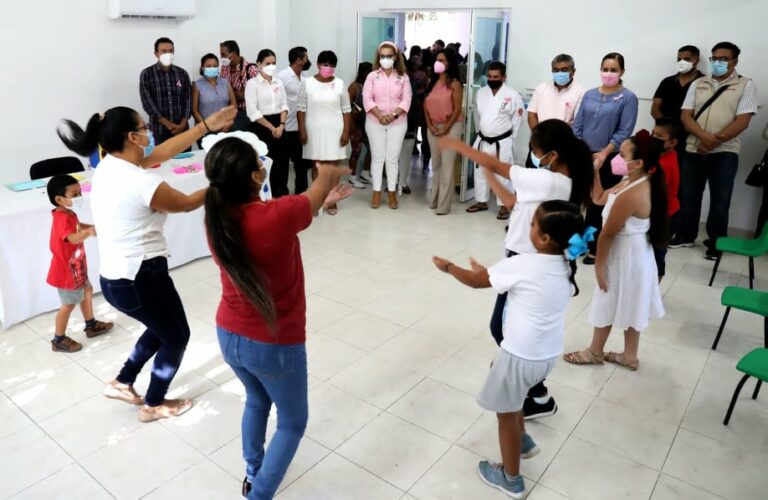 Amplía cursos y talleres el DIF Solidaridad en el CDC de la 28 de Julio