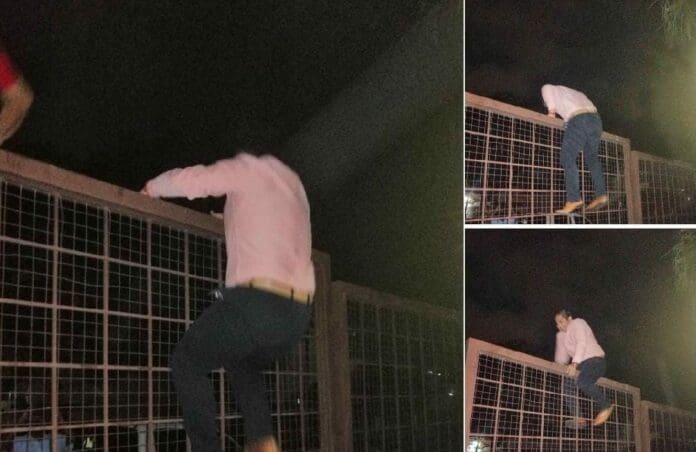 Un diputado de Morena fue captado mientras se brincaba la reja del Congreso de Guerrero para irse a su casa. Dice que no escapó, aunque parece. Foto: Redes sociale