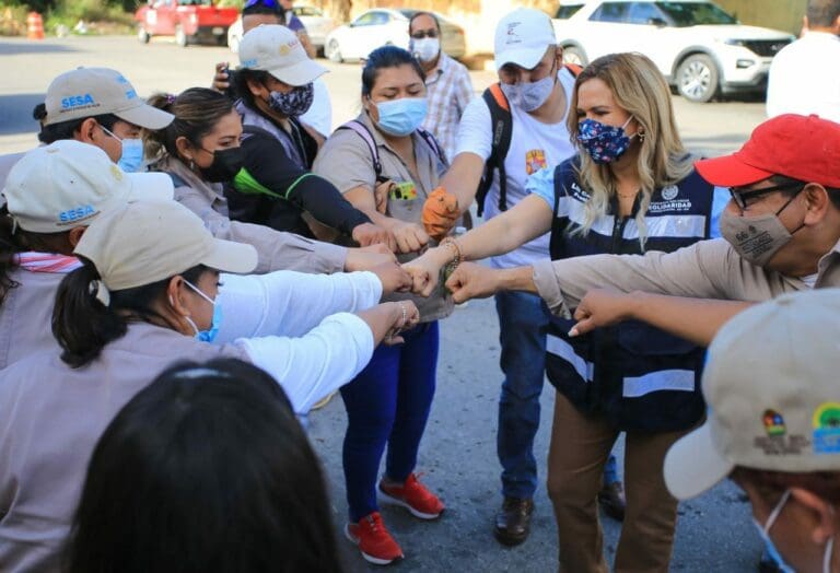 Desea el gobierno de Solidaridad felices fiestas navideñas a los playenses