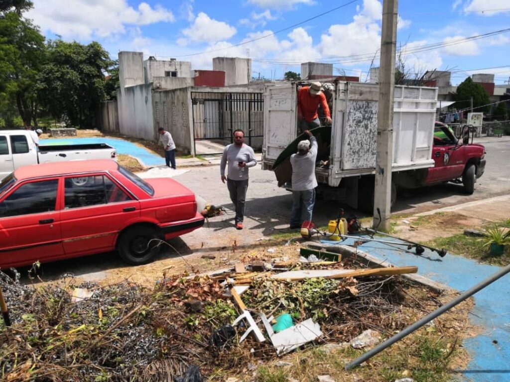 Con descacharrización gobierno de BJ cuida salud de benitojuarenses