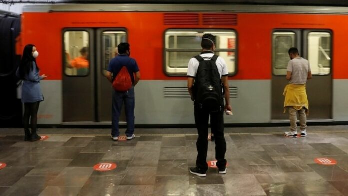 Metro CDMX salvó a 83 personas que estuvieron a punto de quitarse la vida en 2021