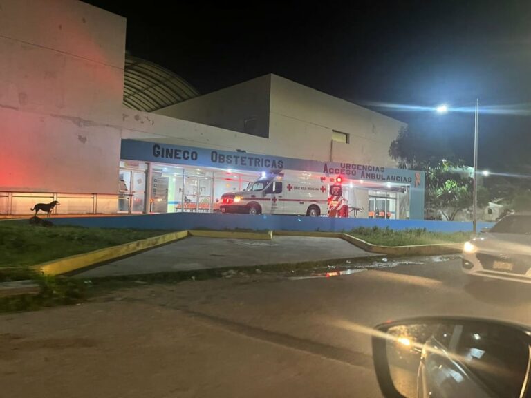 Balean a taxista en Playa del Carmen