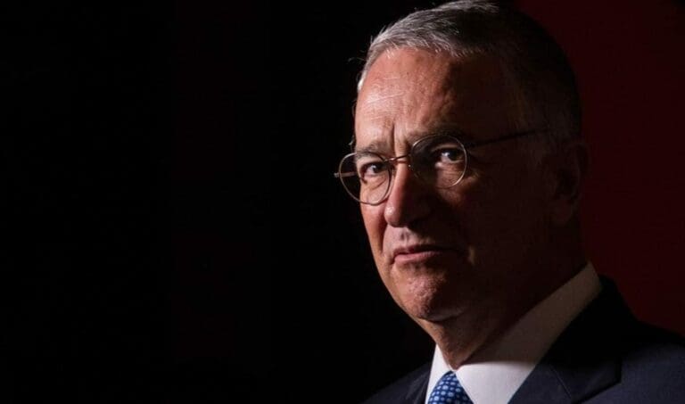 Ricardo Salinas Pliego ha tramitado un amparo, y es que no quiere ser investigado por la Unidad de Intelgencia Financiera. ¿Qué tal? Foto: Aristegui