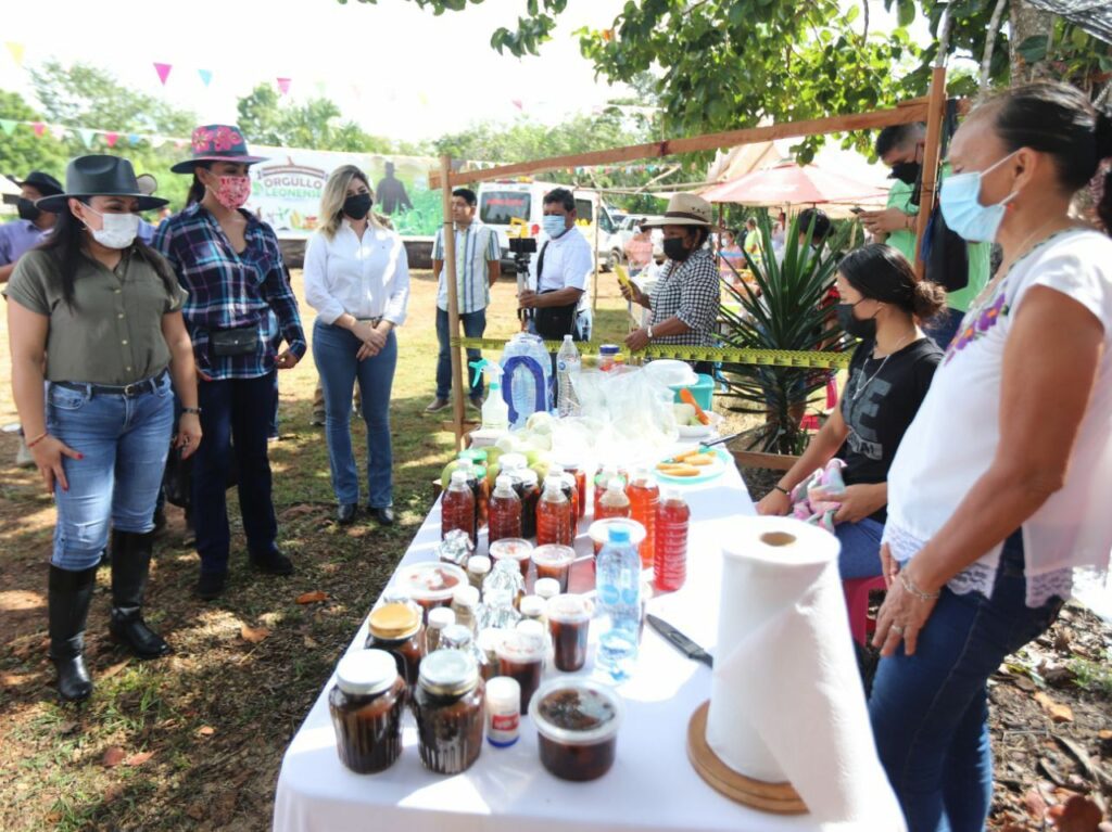 Impulsa la presidenta Blanca Merari Tziu a productores agrícolas y ganaderos de Leona Vicario