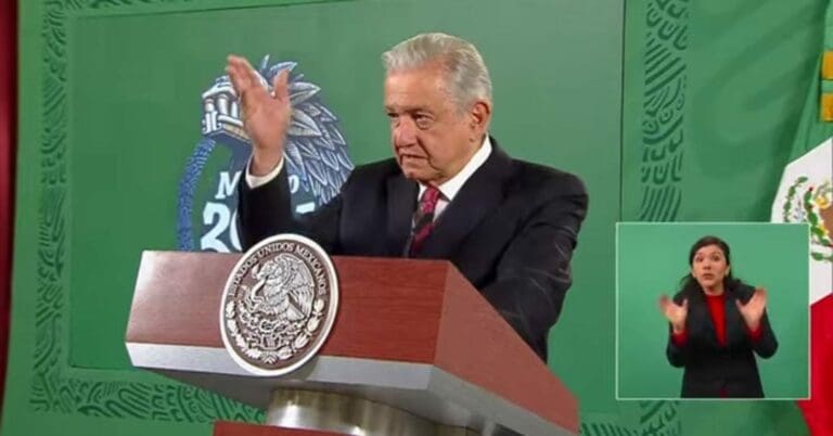 Pese a que ya una vez detuvieron a uno de ellos y lo dejaron ir, AMLO dijo que es prioridad para su gobierno agarrar a "Los Chapitos" Foto: Captura de video